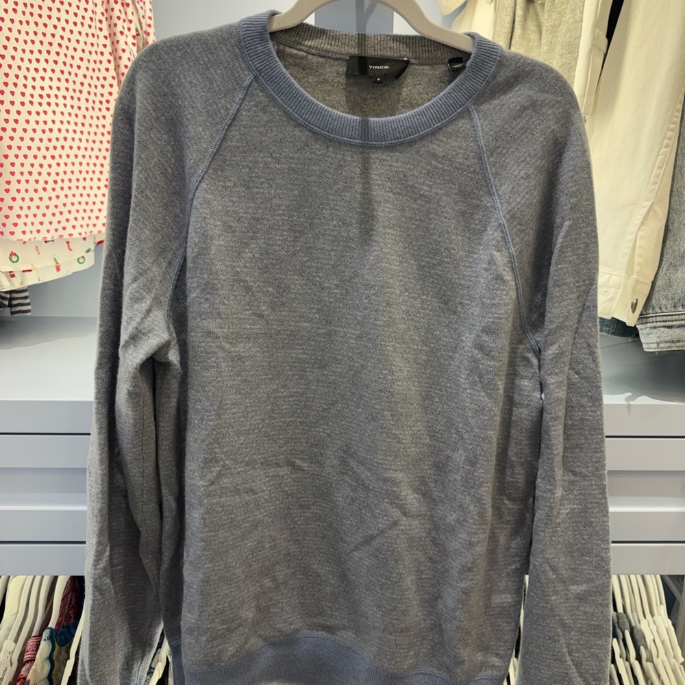 Vince Men's Light Gray Crewneck Sweater